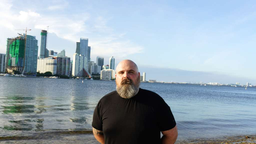Lonnie Cox, Senior Investigator